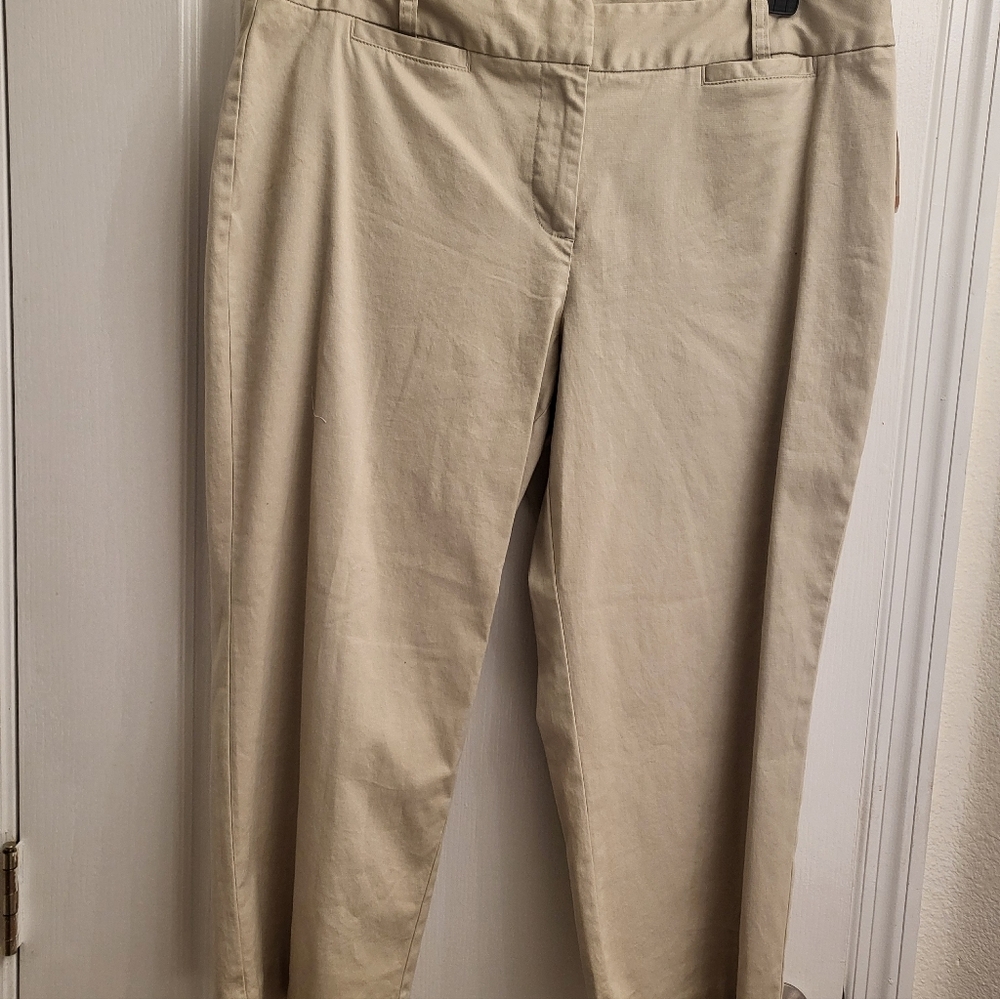 Charter Club Beige Cropped Straight-Leg Pants